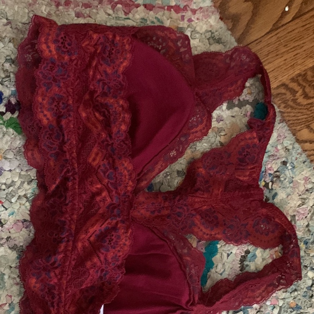 Bralette, Size Large, Maroon never worn!